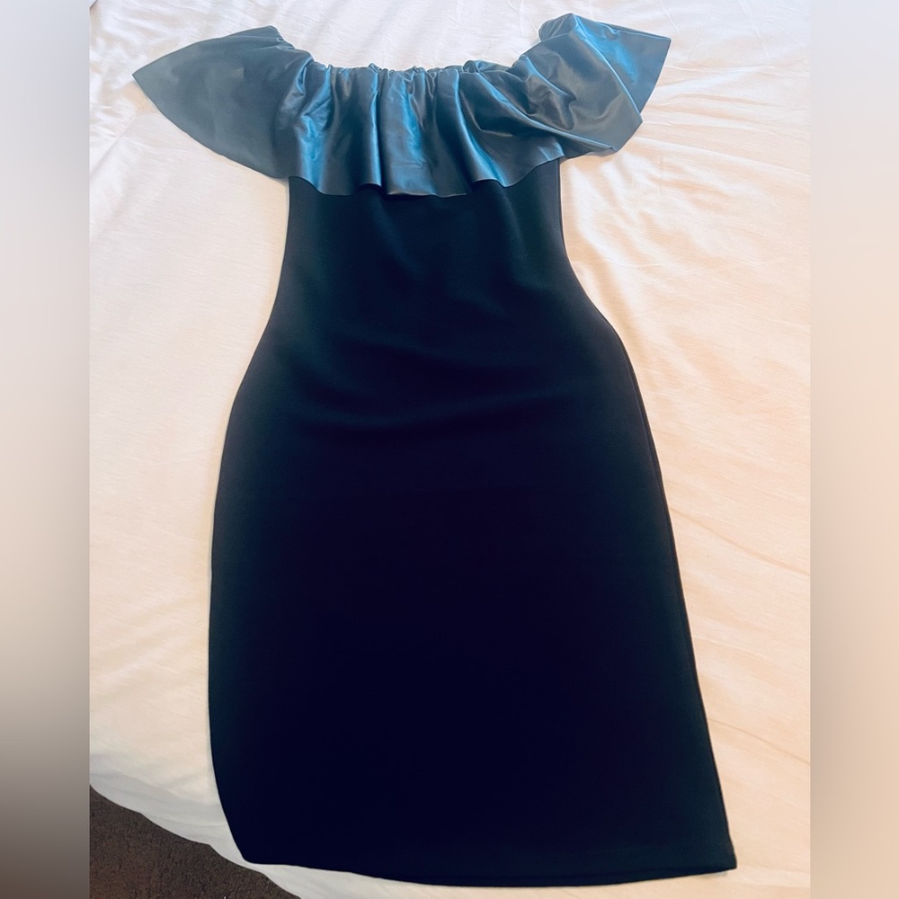 Almost famous brand little black dress. Size Medium